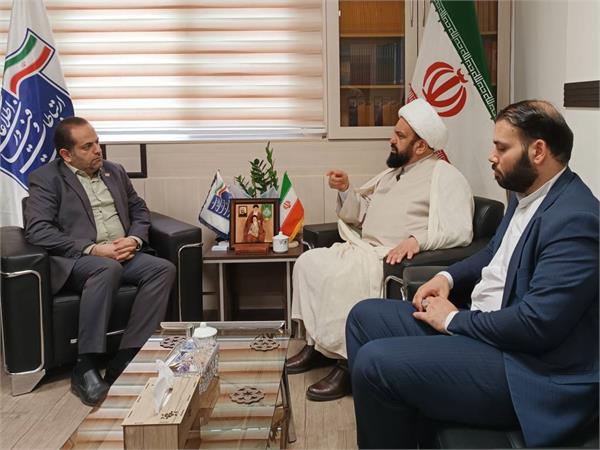 دیدار حجت‌الاسلام والمسلمین محمد لاکانی مدیرکل مرکز خدمات حوزه‌های علمیه استان گیلان با مدیرکل ارتباطات و فناوری اطلاعات استان گیلان