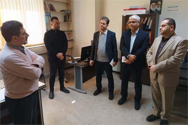 بازدید معاون سیاستگذاری و برنامه‌ریزی توسعه فاوا و اقتصاد دیجیتال وزارت ارتباطات از اداره‌کل ارتباطات و فناوری اطلاعات گیلان