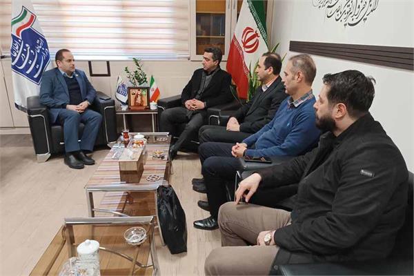 دیدار مدیرکل ارتباطات و فناوری اطلاعات گیلان با اعضای هیات مدیره اتحادیه فناوران الکترونیک و رایانه‌ مرکز استان