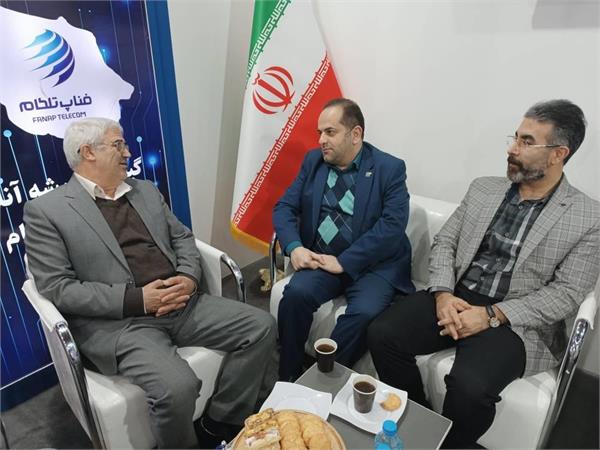 بازدید مدیرکل ارتباطات و فناوری اطلاعات  گیلان از غرفه شرکت فناپ تلکام در چهاردهمین نمایشگاه الکامپ ۱۴۰۳ گیلان