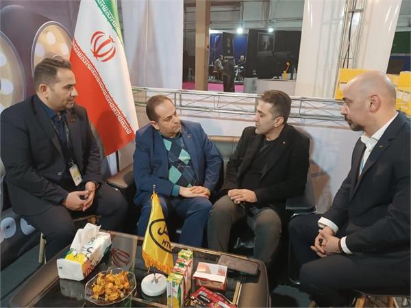 بازدید مدیرکل ارتباطات و فناوری اطلاعات گیلان از غرفه شرکت ایرانسل در نمایشگاه الکامپ گیلان