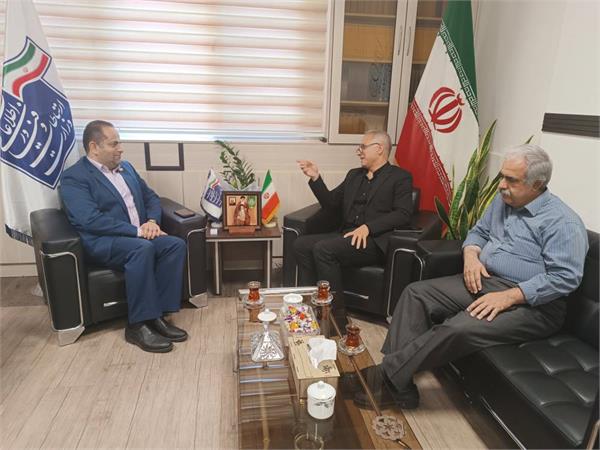 دیدار مدیرعامل هلدینگ بوآ با مدیرکل ارتباطات و فناوری اطلاعات استان گیلان