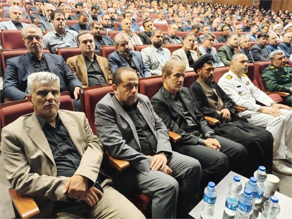 حضور مدیرکل ارتباطات و فناوری اطلاعات استان گیلان در همایش تجلیل از افتخارآفرینان دفاع مقدس و مدیران جهادی و انقلابی "خانواده‌های معظم شهدا، رزمندگان و ایثارگران"