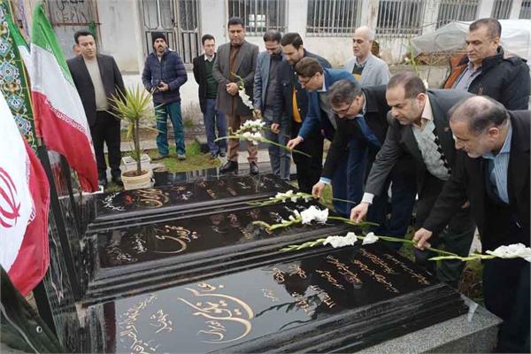 حضور مدیرکل ارتباطات و فناوری اطلاعات استان گیلان در گلزار شهدای شهرستان شفت